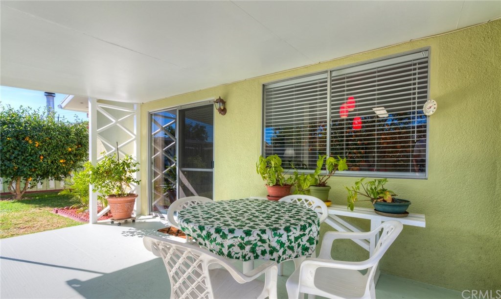 6250 Hillside Avenue Riverside, CA 92504 - Photo 26 of 32 covered patio