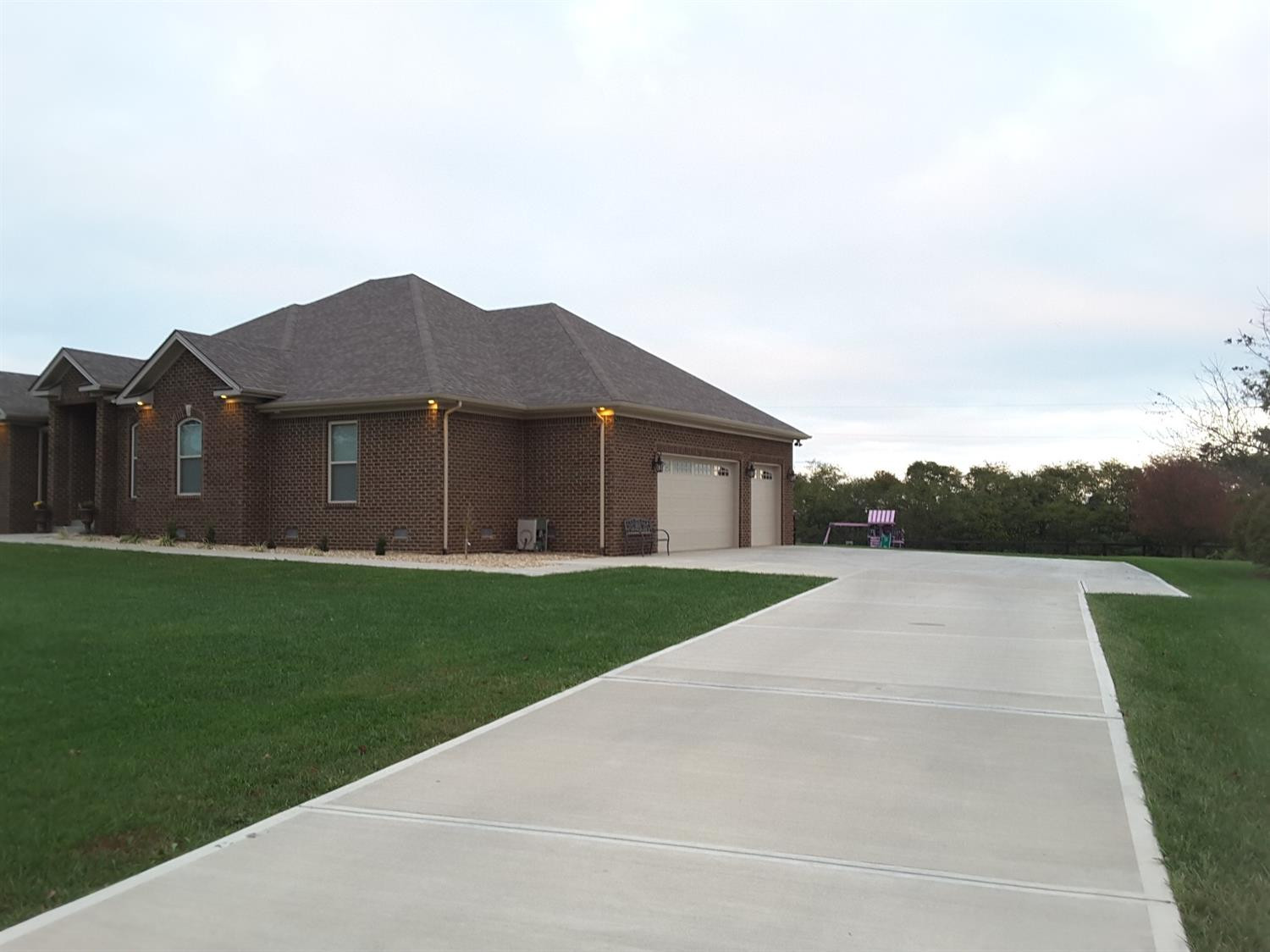 123 Squires Pointe Road Paris, KY 40361 - Photo 4 of 50 Photo 4