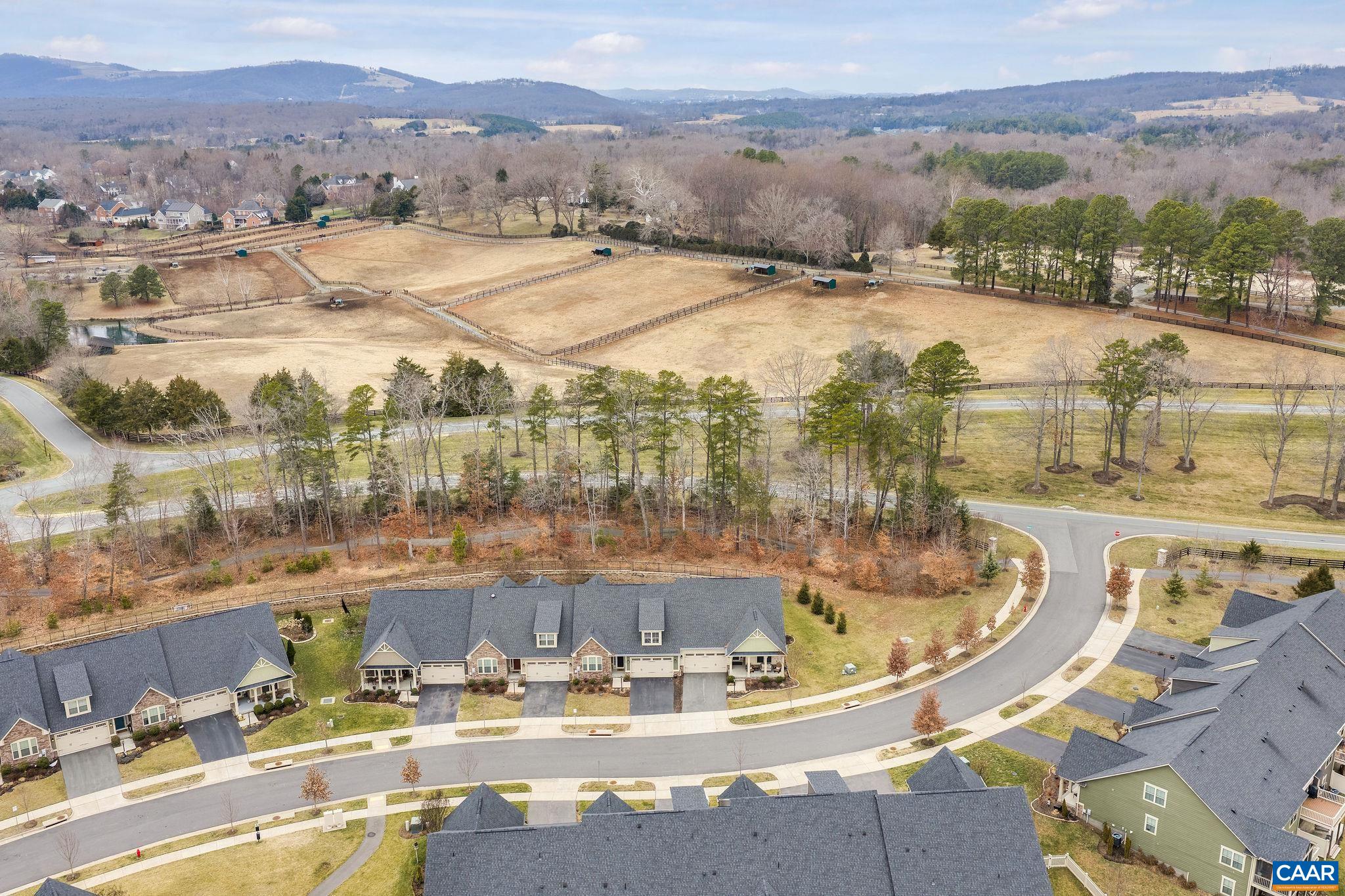 360 Winding Road Keswick, VA 22947 - Photo 3 of 48
