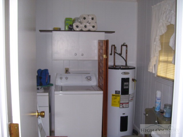 173 Spring Street Boone, NC 28607 - Photo 8 of 11 Gallery Image 8