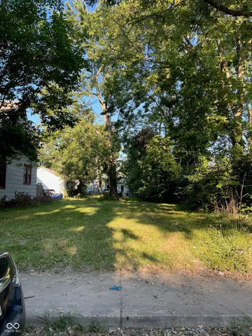 $20,000 | 326 North Bradley Avenue, Indianapolis, IN 46201