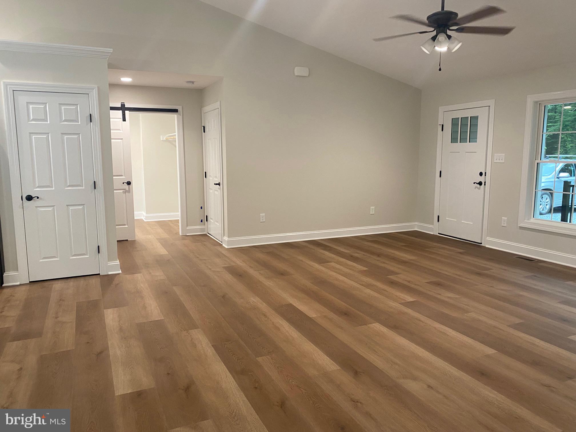 19072 South Merrimac Road Culpeper, VA 22701 - Photo 5 of 13 Great room looking toward laundry rm