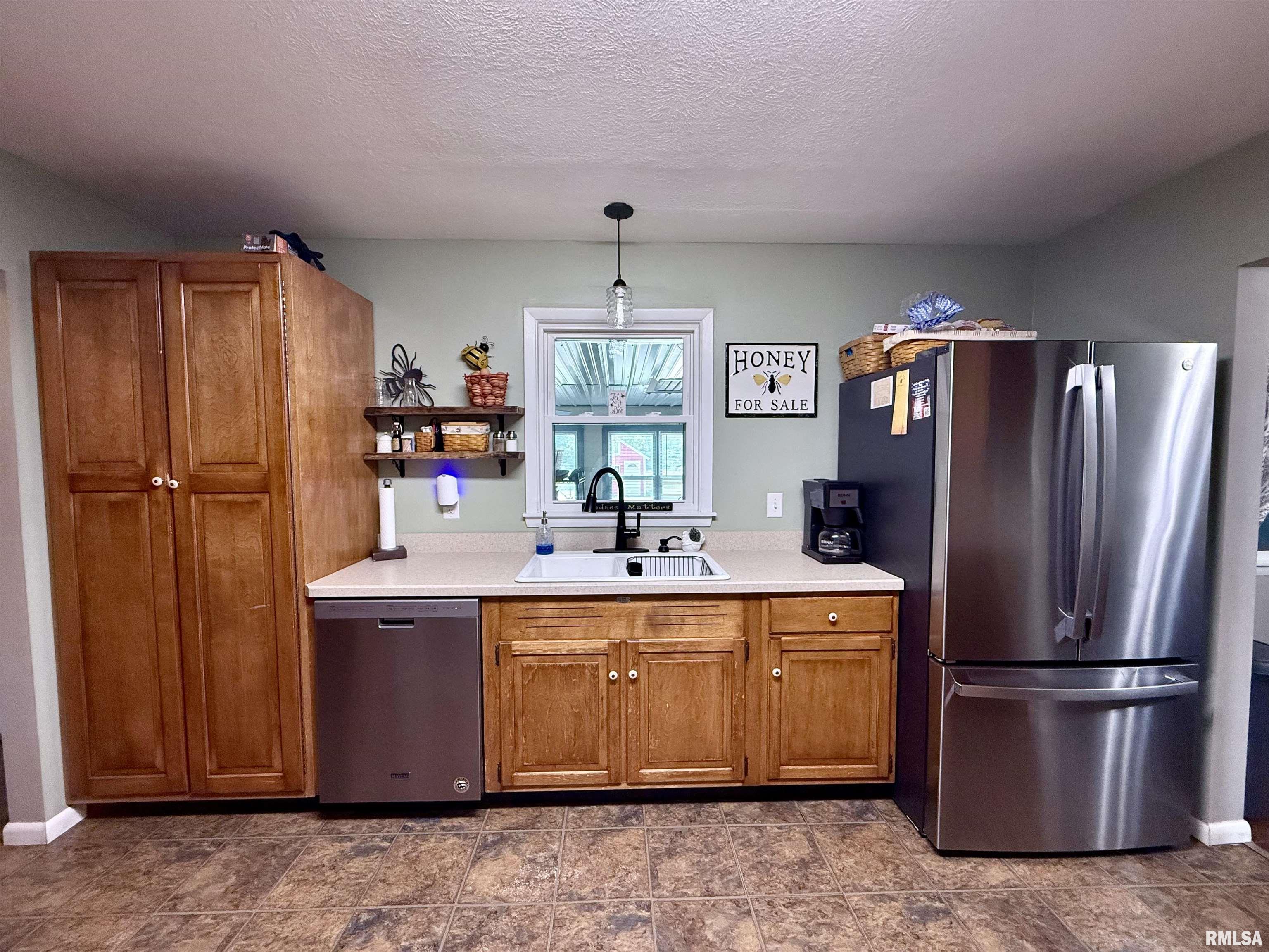 1225 Stanton Airport Road Riverton, IL 62561 - Photo 11 of 55