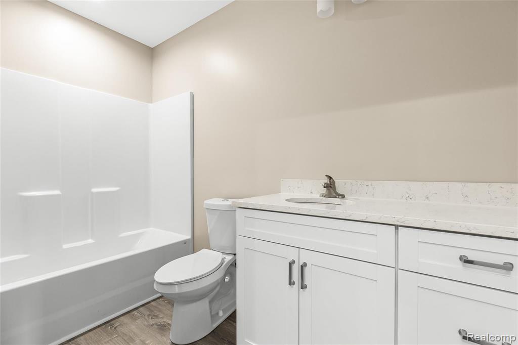 134 West University Drive, Unit 303 Rochester, MI 48307 - Photo 15 of 19