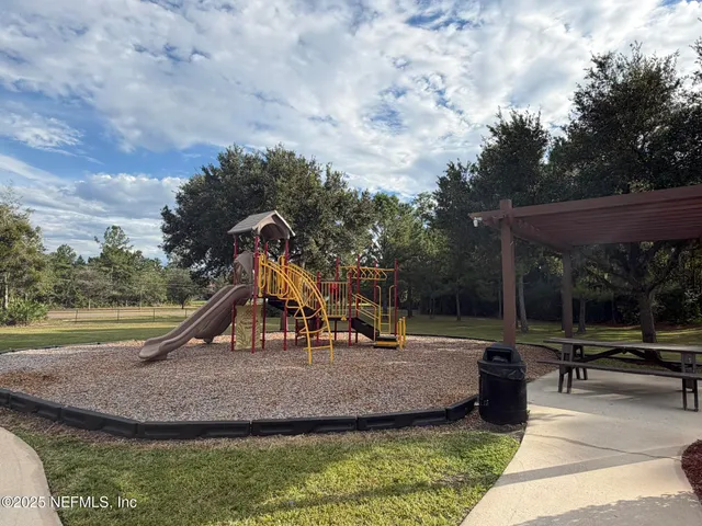 a park view with a entertaining space