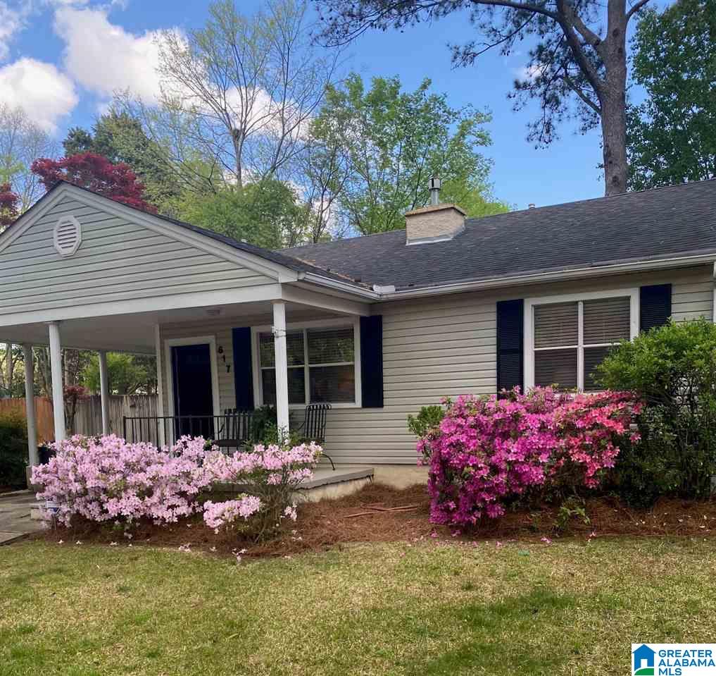 617 Strathmore Road Birmingham, AL 35213 - Photo 1 of 37