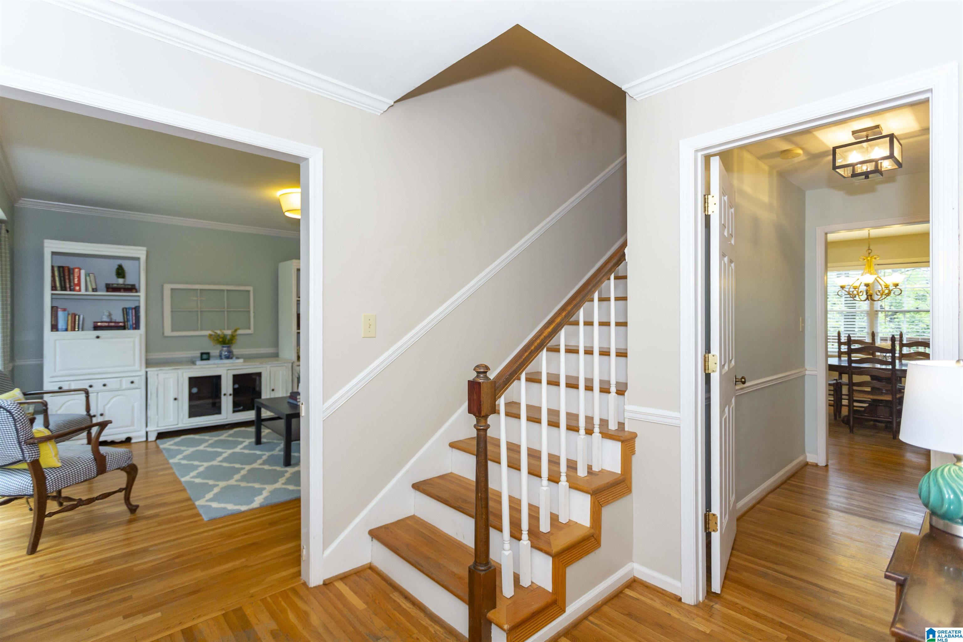 2429 Dolly Ridge Trail Vestavia Hills, AL 35243 - Photo 3 of 39
