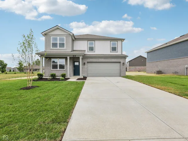 $359,900 | 50 Benfield Drive, Whiteland, IN 46184
