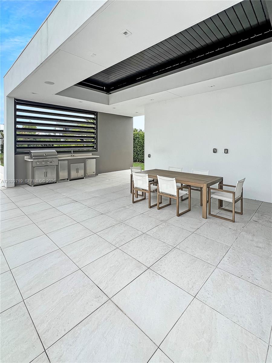 16640 Sunset Way, Unit 16640 Weston, FL 33326 - Photo 32 of 35