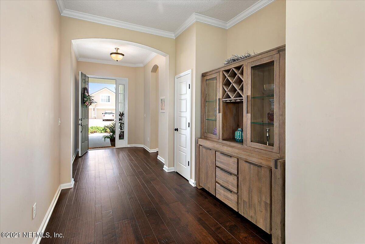 667 Battersea Drive St. Augustine, FL 32095 - Photo 7 of 32 04-Foyer