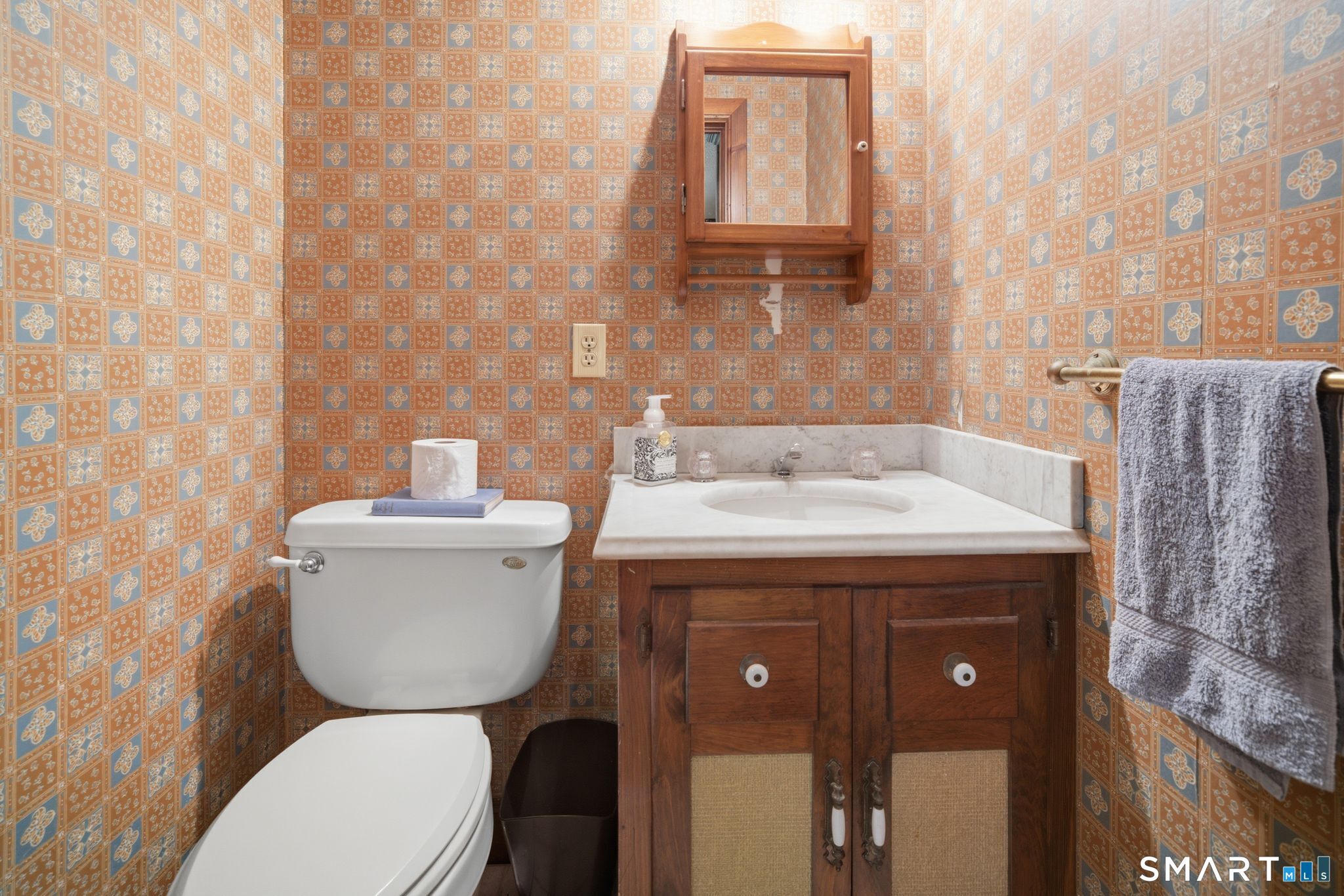 133 Fitts Road Ashford, CT 06278 - Photo 17 of 34 1st floor half bath