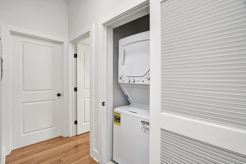 34 Van Reypen Street, Unit 2 Jersey City, NJ 07306 - Photo 20 of 25 a view of bathroom