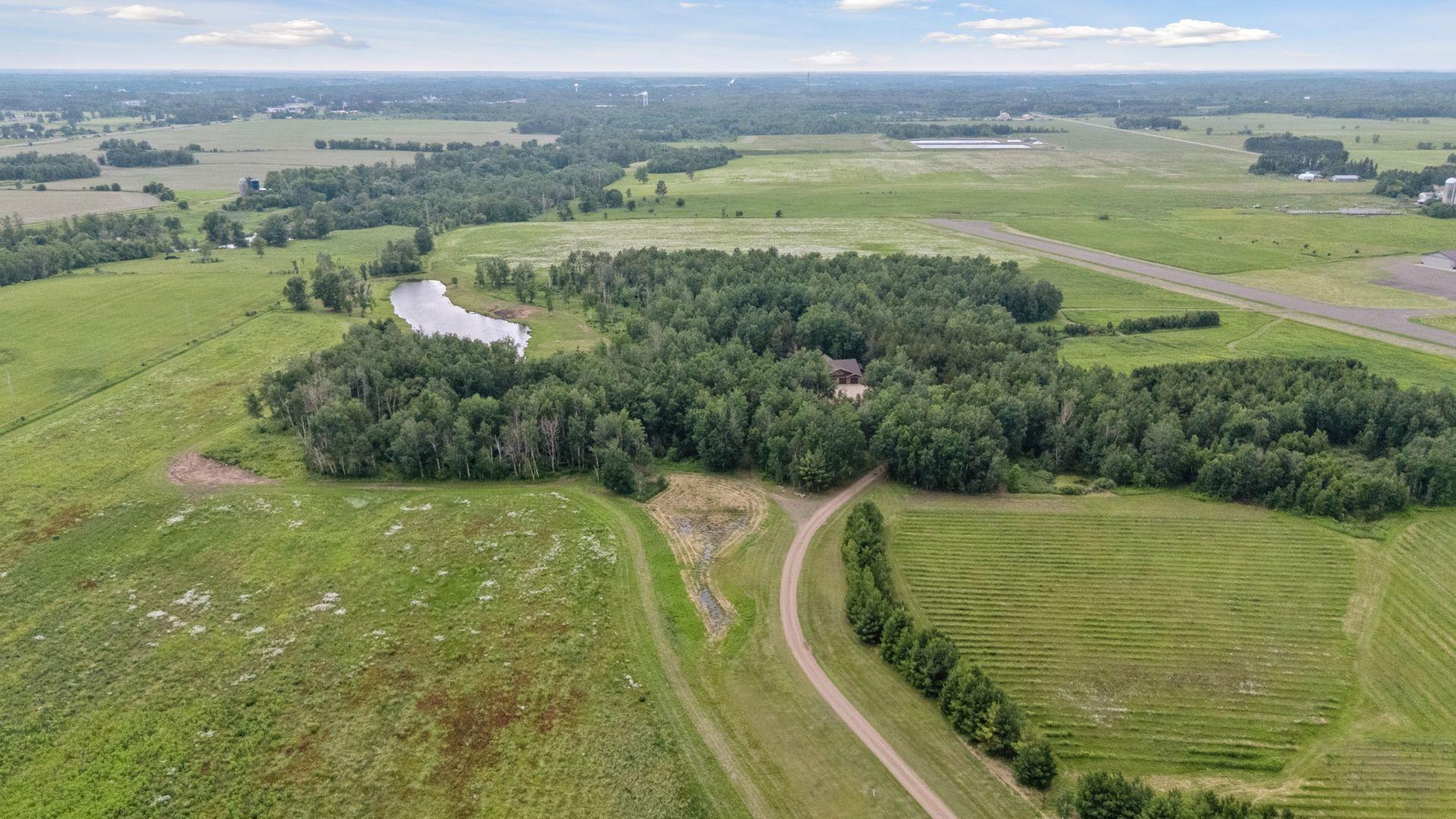 40335 Government Road Hinckley, MN 55037 - Photo 2 of 119