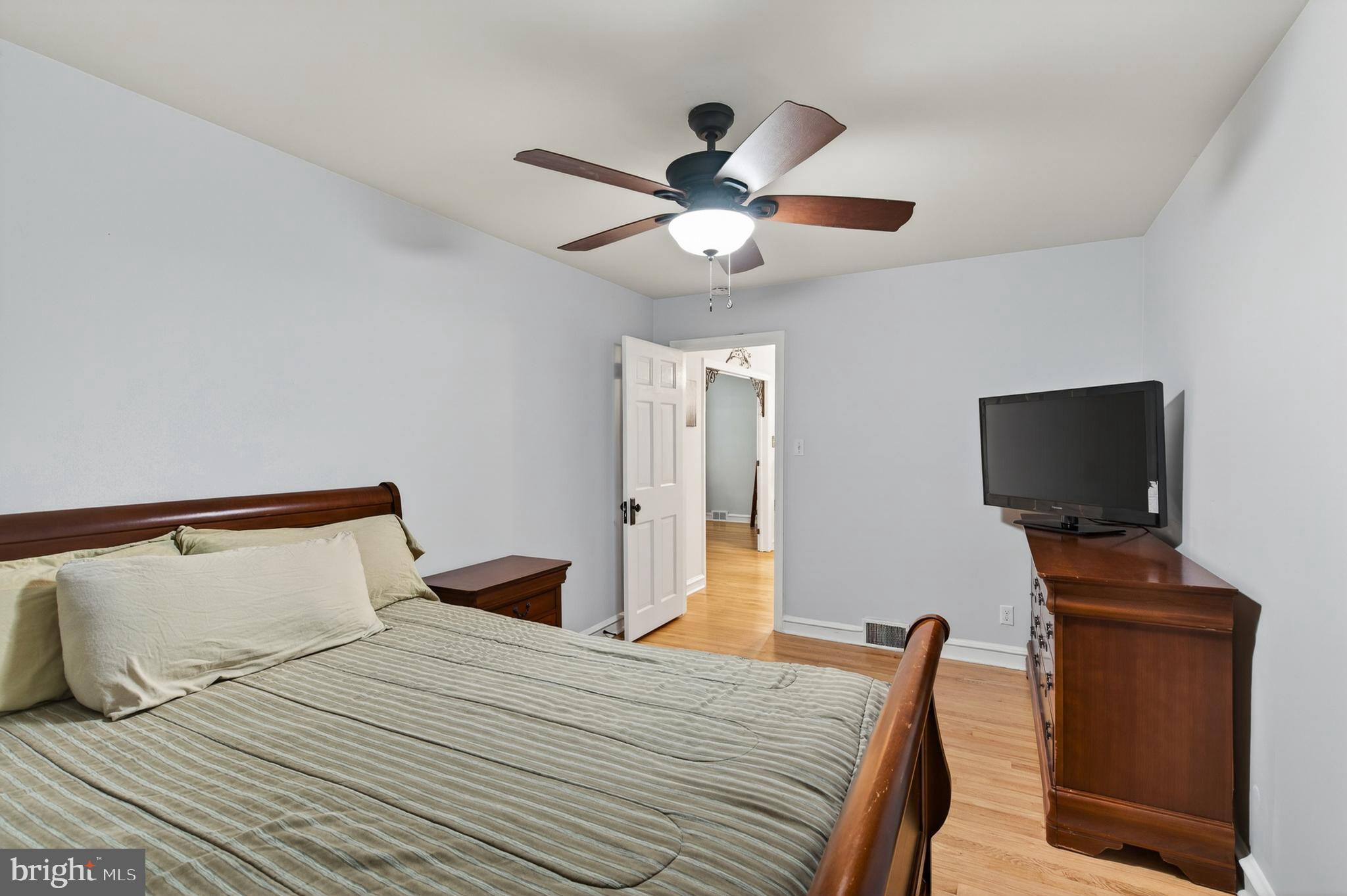 2207 Naamans Creek Road Boothwyn, PA 19061 - Photo 37 of 88
