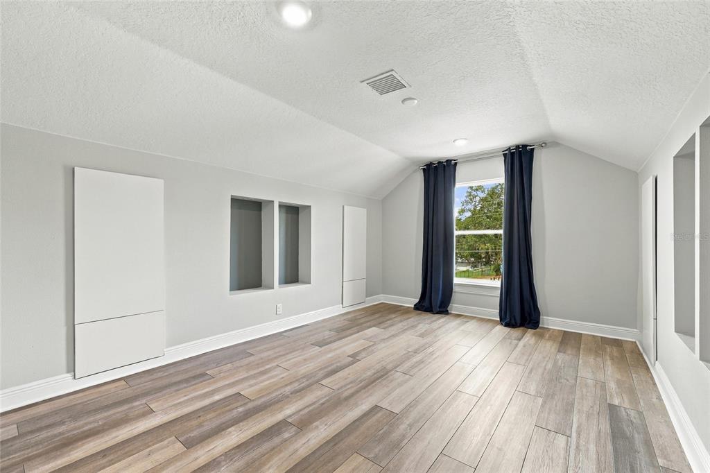 416 West Socrum Loop Road Lakeland, FL 33809 - Photo 30 of 58 Gallery Image 30