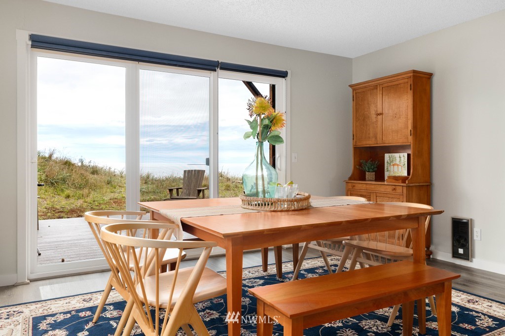 2285 West Beach Road, Unit A Oak Harbor, WA 98277 - Photo 12 of 38 Gallery Image 12