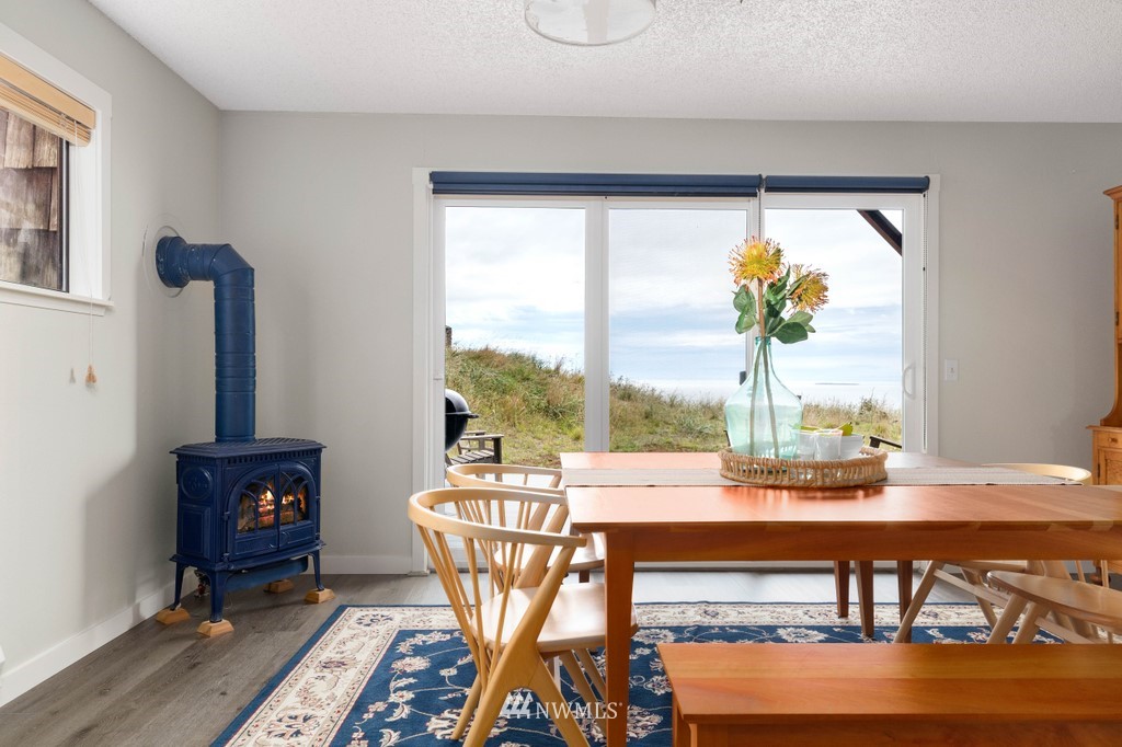 2285 West Beach Road, Unit A Oak Harbor, WA 98277 - Photo 13 of 38 Gallery Image 13