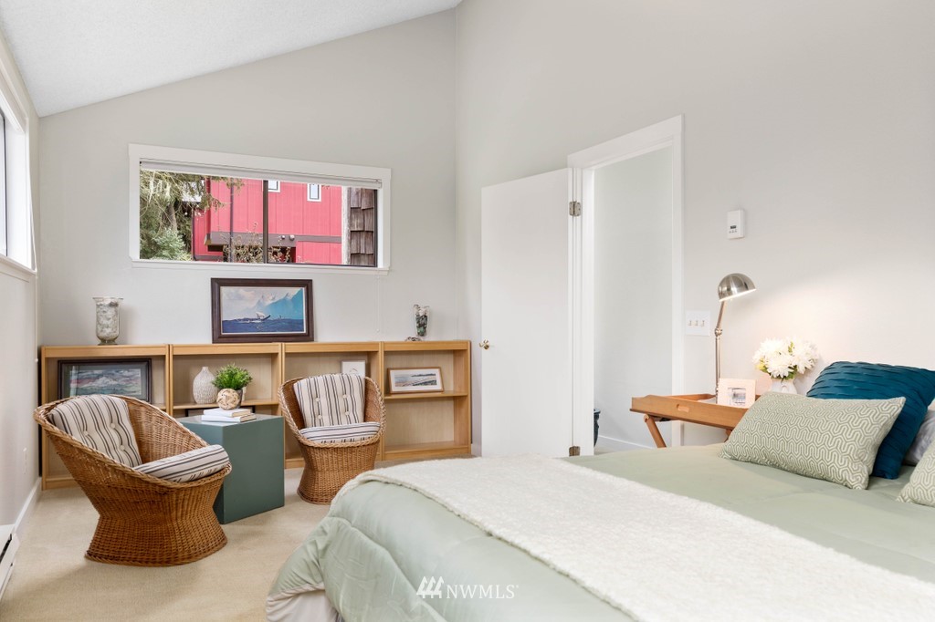 2285 West Beach Road, Unit A Oak Harbor, WA 98277 - Photo 21 of 38 Gallery Image 21