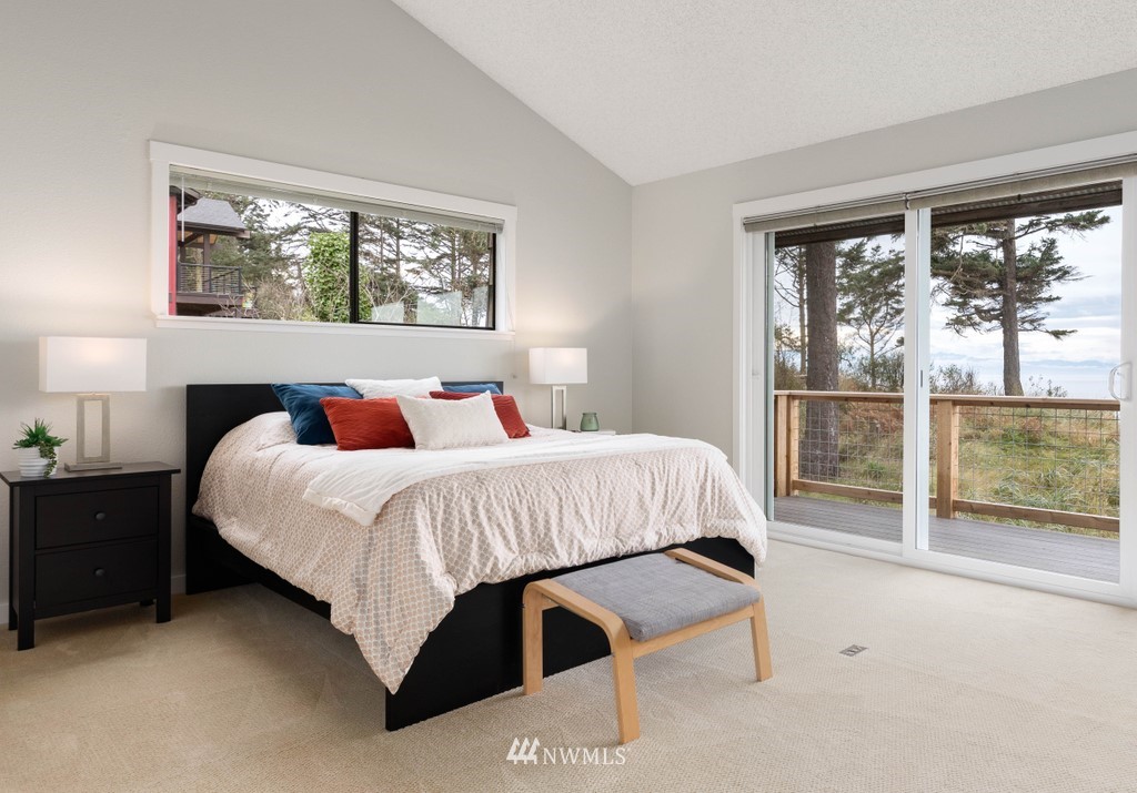 2285 West Beach Road, Unit A Oak Harbor, WA 98277 - Photo 28 of 38 Gallery Image 28