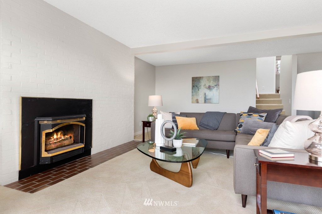 2285 West Beach Road, Unit A Oak Harbor, WA 98277 - Photo 9 of 38 Gallery Image 9