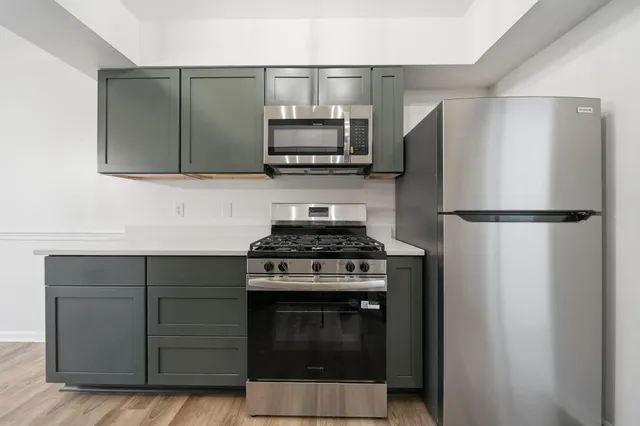 $244,900 | 9588 Wheat Grass, Belleville, MI 48111