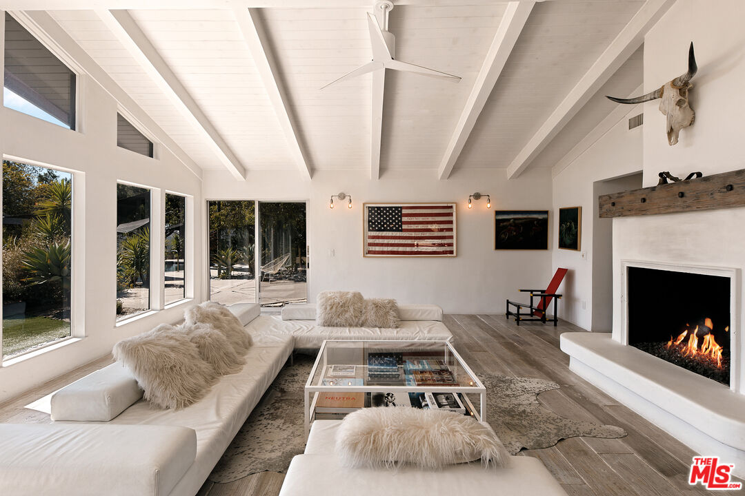 12460 Yellow Hill Road Malibu, CA 90265 - Photo 11 of 63