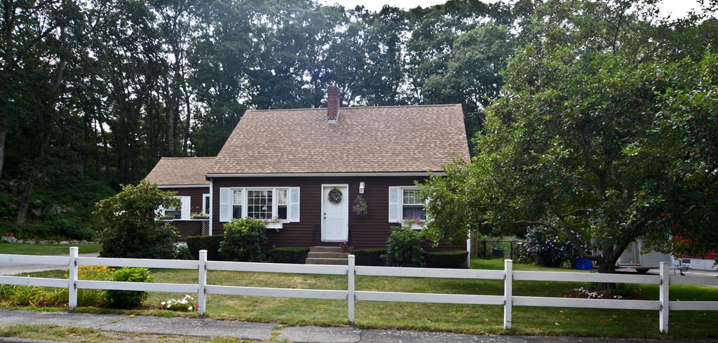 35 Hiawatha Road Woburn, MA 01801 - Photo 1 of 26 Gallery Image 1