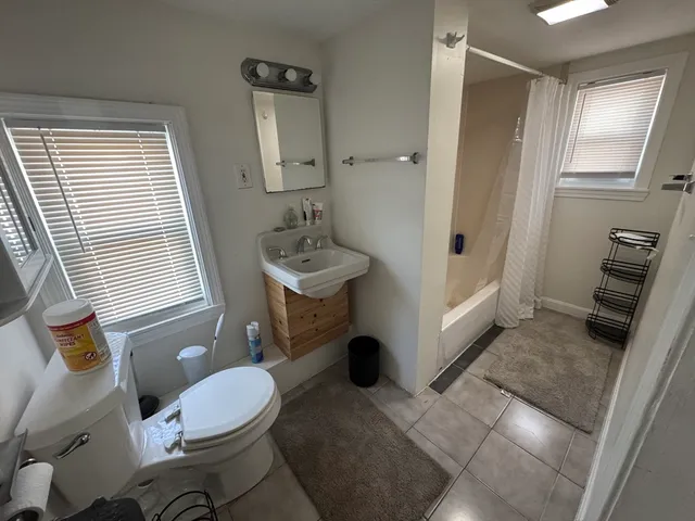 $2,225 | 187 Danforth Street, Unit 2, Framingham, MA 01701
