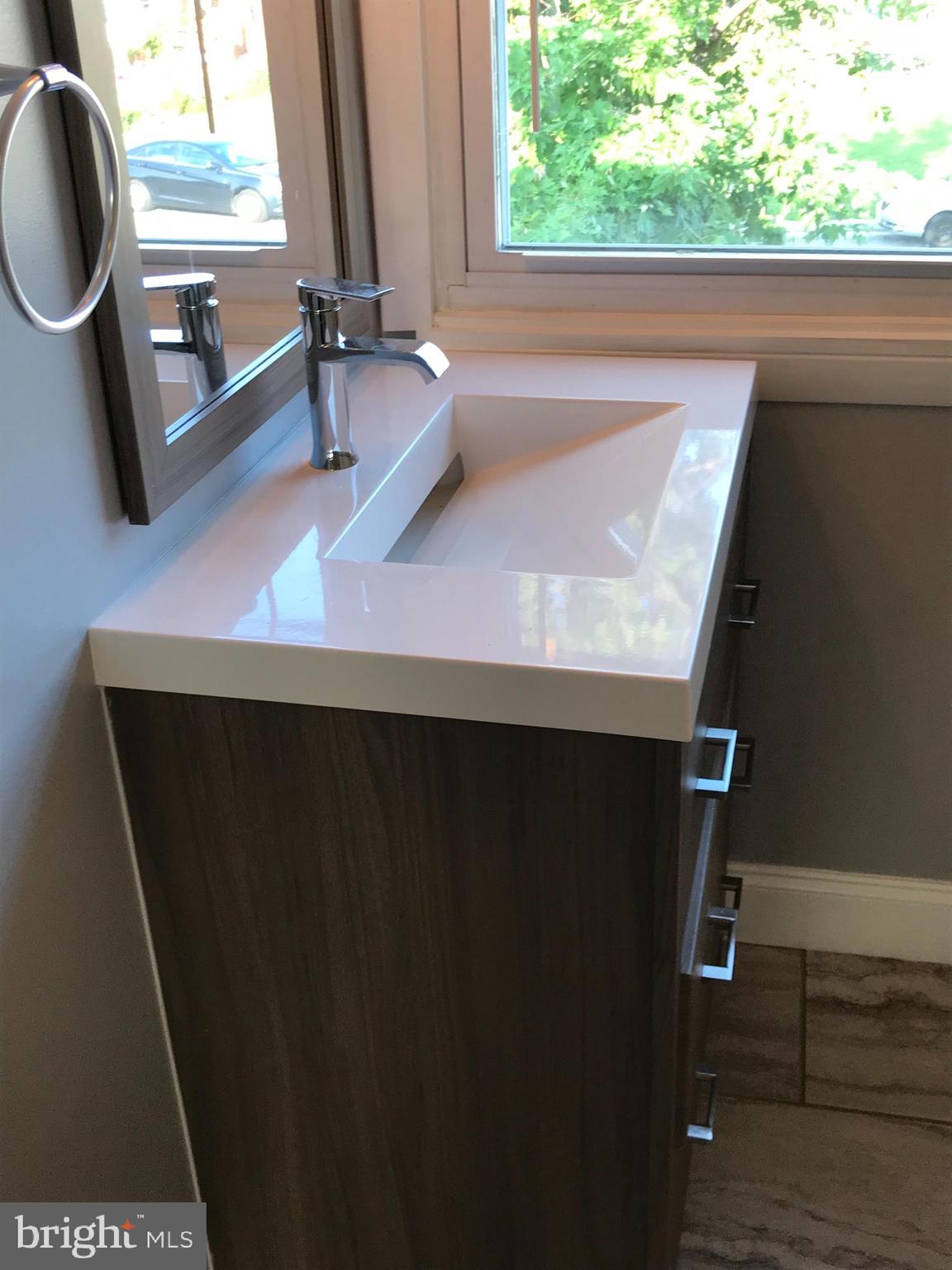 7712 Charlesmont Road Dundalk, MD 21222 - Photo 21 of 35 Bathroom