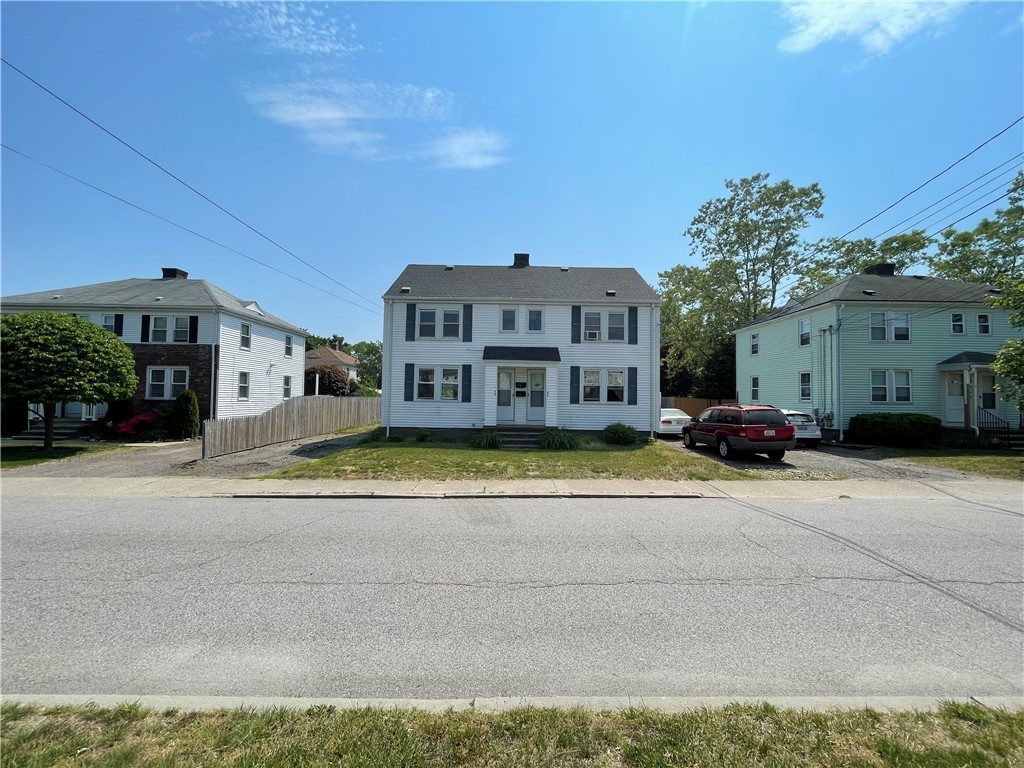 44 Yorktown Road North Kingstown, RI 02852 - Photo 2 of 10 Gallery Image 2