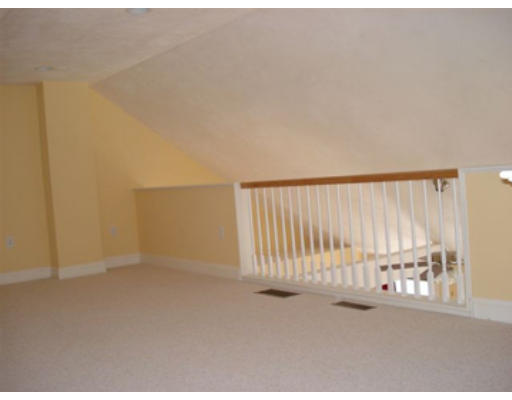 126 Smith Street, Unit 1 Lowell, MA 01851 - Photo 17 of 19