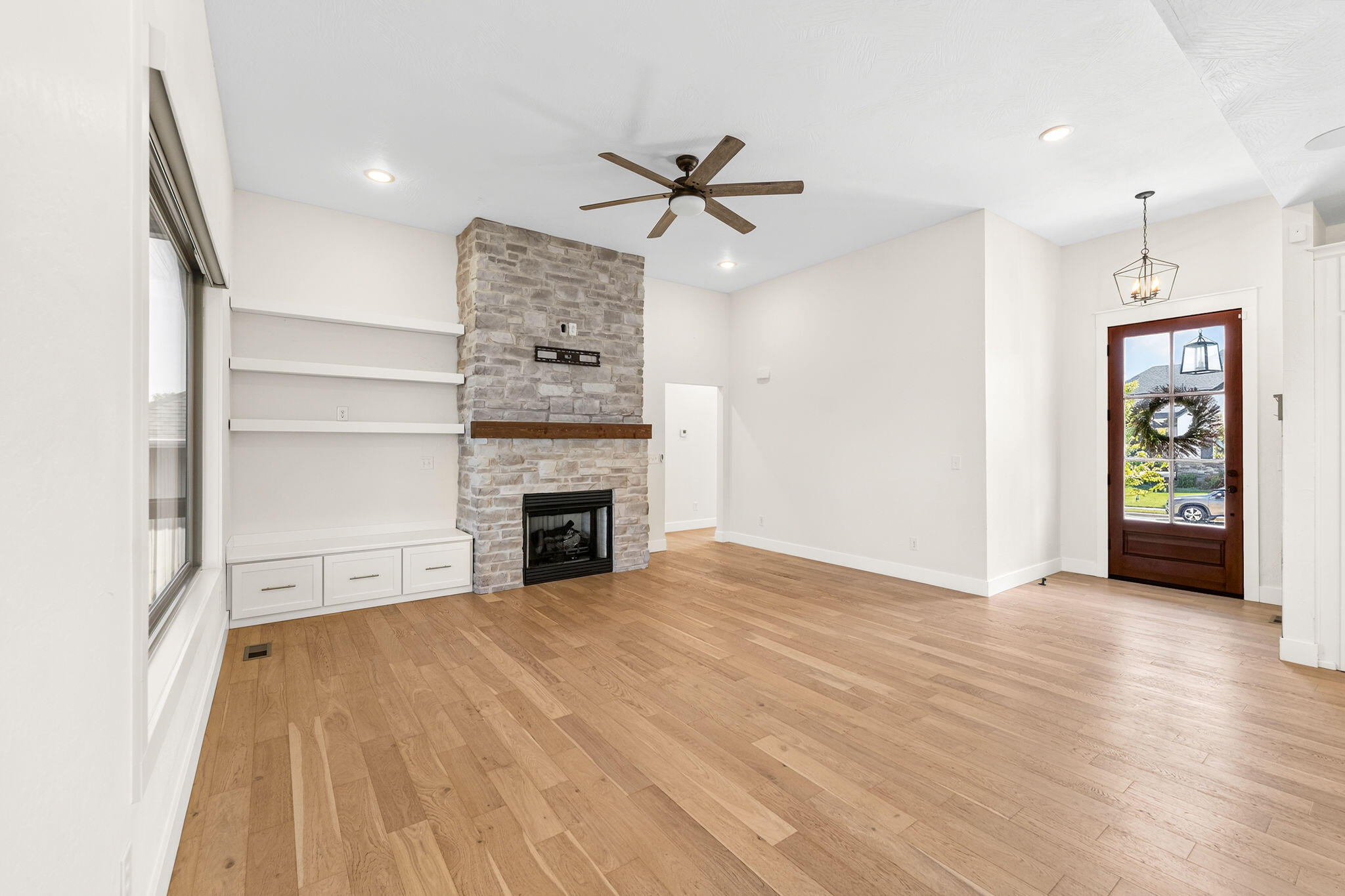 4457 Rome Avenue Ozark, MO 65721 - Photo 6 of 55 4457Rome-6