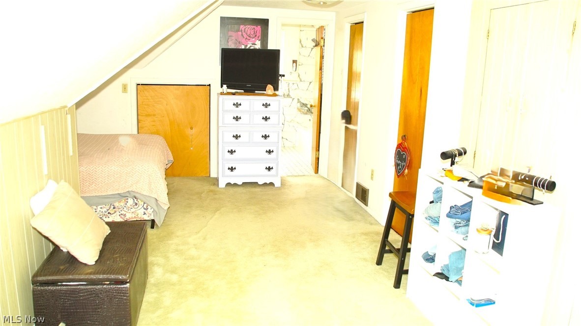 24570 Glenforest Road Euclid, OH 44123 - Photo 8 of 13