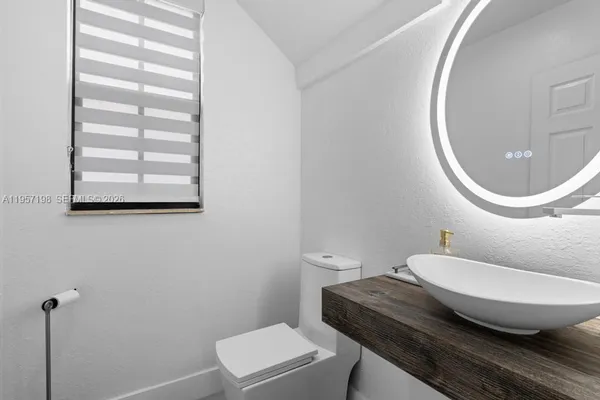 $1,049,000 | 10023 Northwest 89th Terrace, Doral, FL 33178