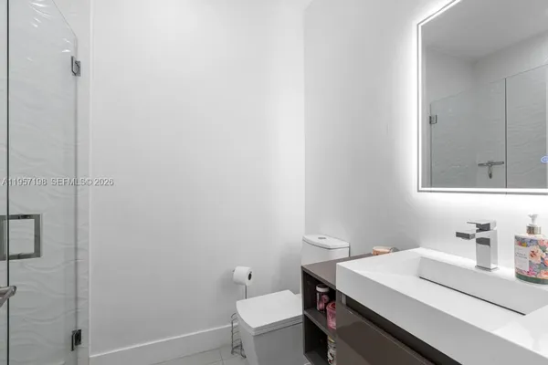 $1,049,000 | 10023 Northwest 89th Terrace, Doral, FL 33178