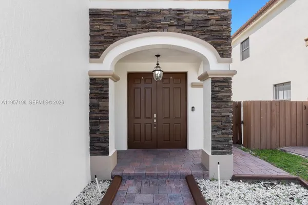 $1,049,000 | 10023 Northwest 89th Terrace, Doral, FL 33178