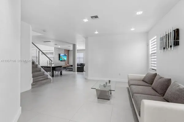 $1,049,000 | 10023 Northwest 89th Terrace, Doral, FL 33178