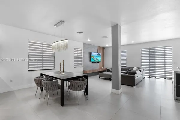 $1,049,000 | 10023 Northwest 89th Terrace, Doral, FL 33178