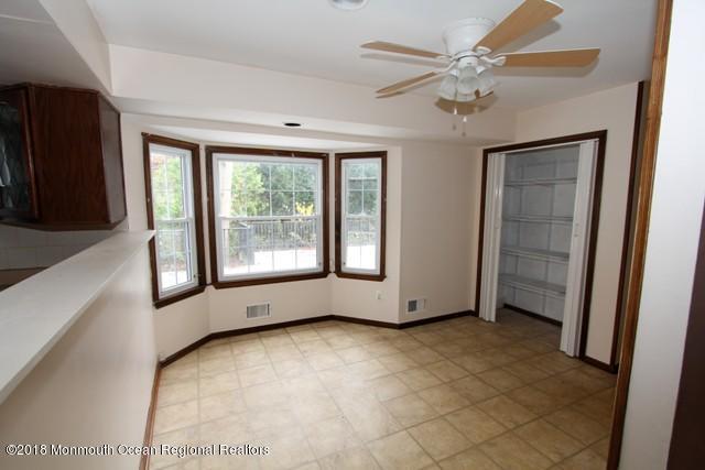149 Brandon Road Manchester Township, NJ 08759 - Photo 8 of 18 351-629612 Eating Area (34)