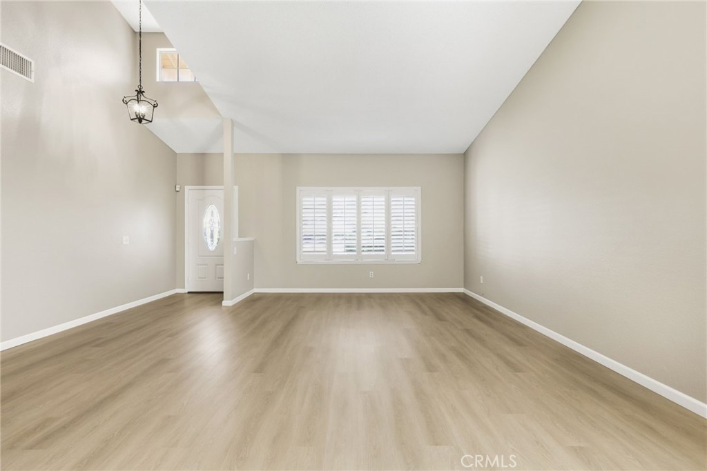 24333 Rimcrest Lane Moreno Valley, CA 92557 - Photo 10 of 62