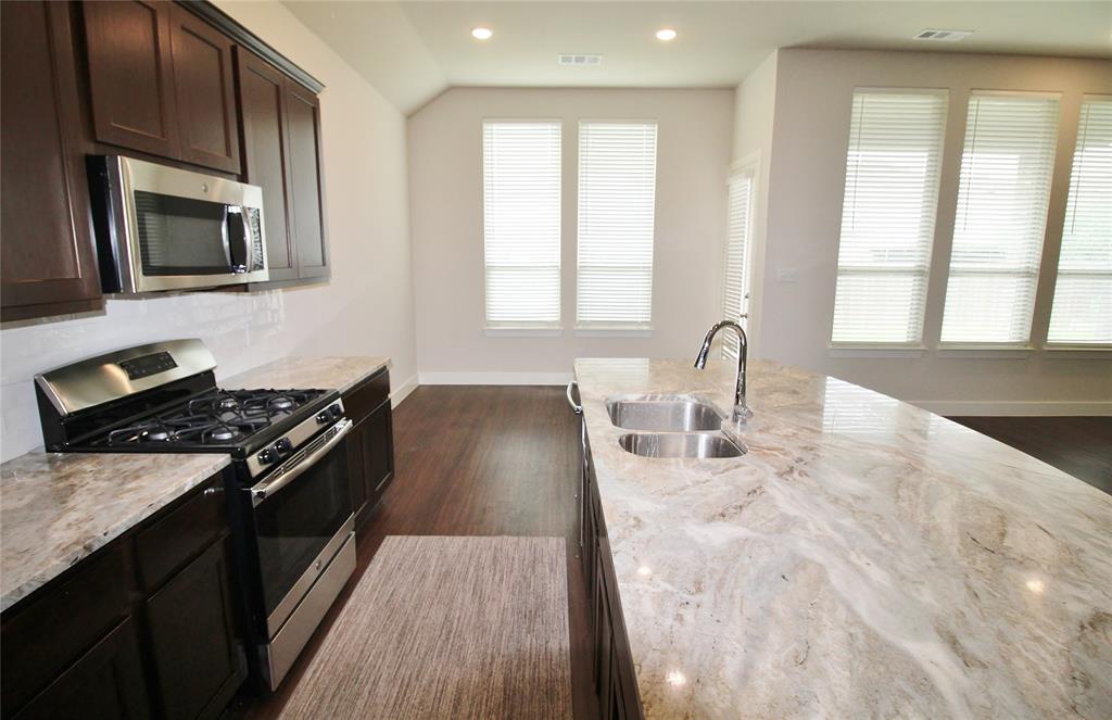1665 Sheldon Drive Forney, TX 75126 - Photo 10 of 31