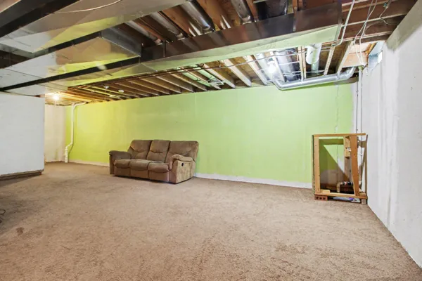 $329,900 | 7235 Roxbury Drive, Ypsilanti, MI 48197