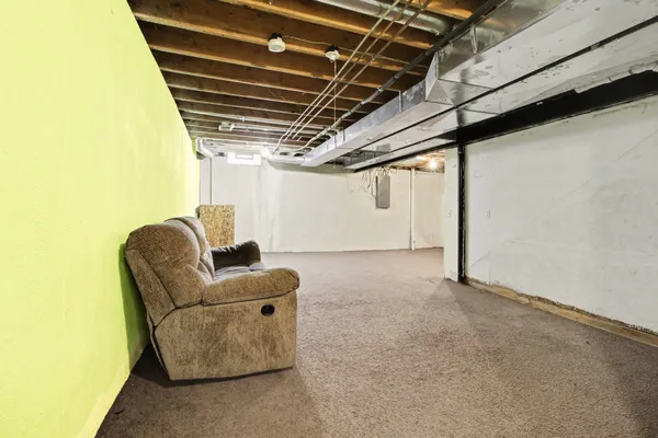 $329,900 | 7235 Roxbury Drive, Ypsilanti, MI 48197