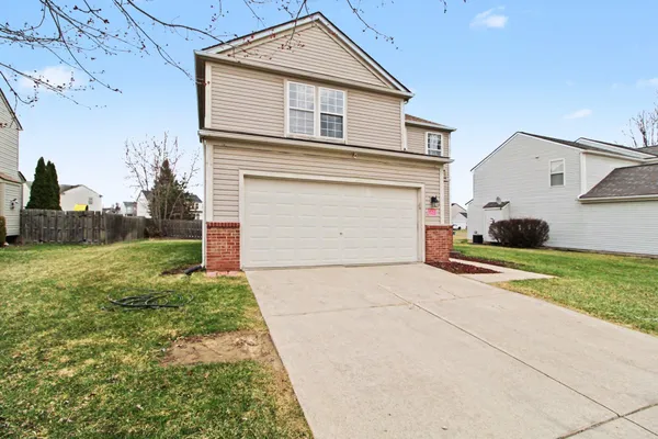 $329,900 | 7235 Roxbury Drive, Ypsilanti, MI 48197