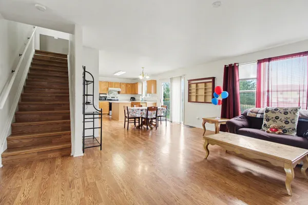 $329,900 | 7235 Roxbury Drive, Ypsilanti, MI 48197