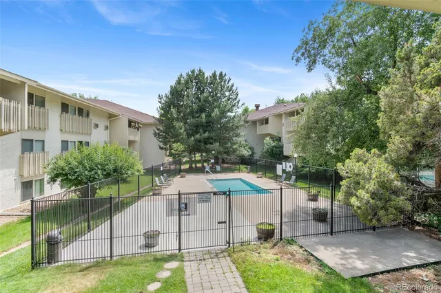 $232,500 | 2707 Valmont Road, Unit 106, Boulder, CO 80304