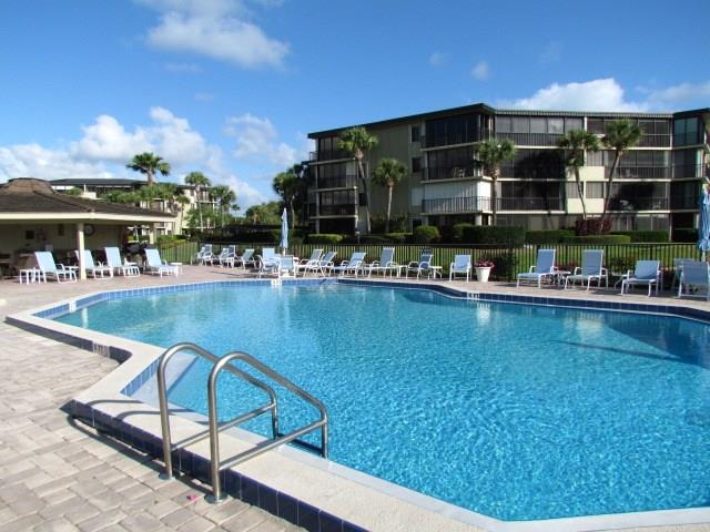 1850 Bay Road, Unit 1A Vero Beach, FL 32963 - Photo 29 of 32 Gallery Image 29