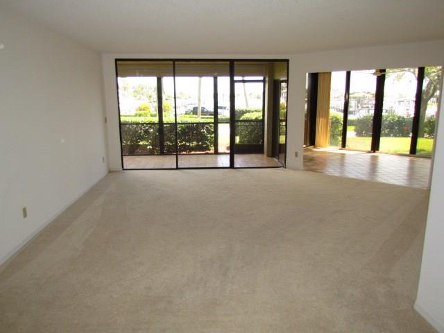 1850 Bay Road, Unit 1A Vero Beach, FL 32963 - Photo 4 of 32 Gallery Image 4