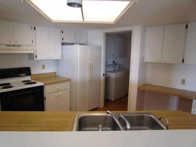 1850 Bay Road, Unit 1A Vero Beach, FL 32963 - Photo 7 of 32 Gallery Image 7