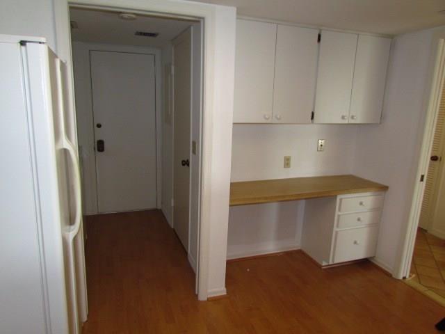 1850 Bay Road, Unit 1A Vero Beach, FL 32963 - Photo 8 of 32 Gallery Image 8